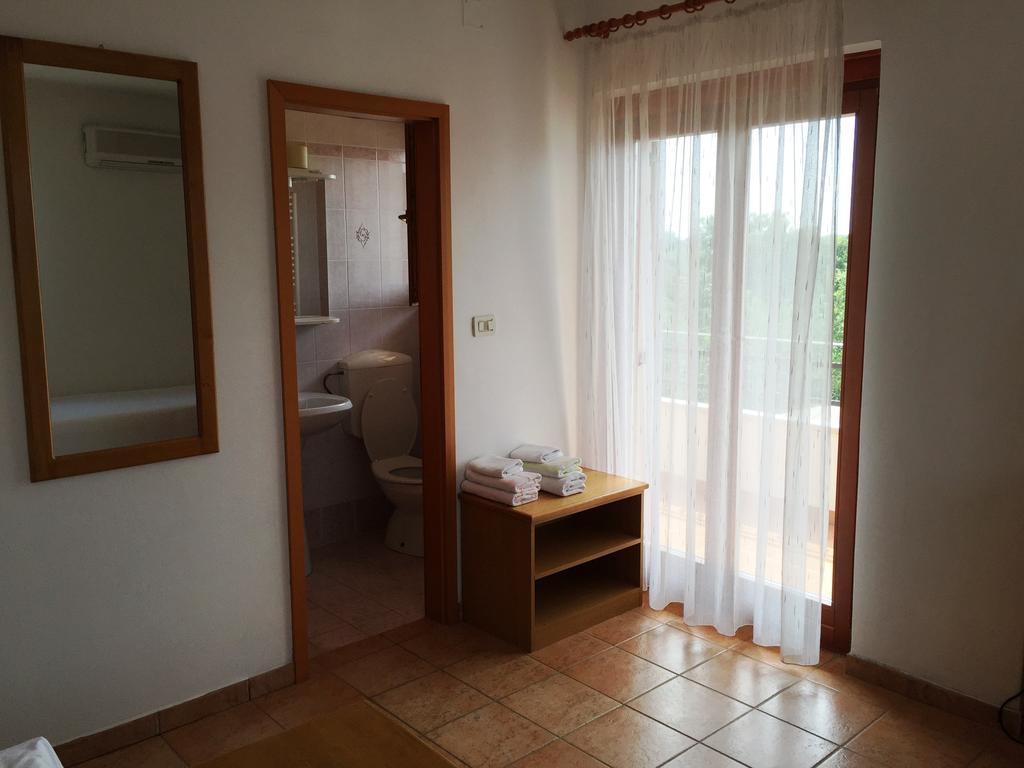 Vera Bed & Breakfast Valica